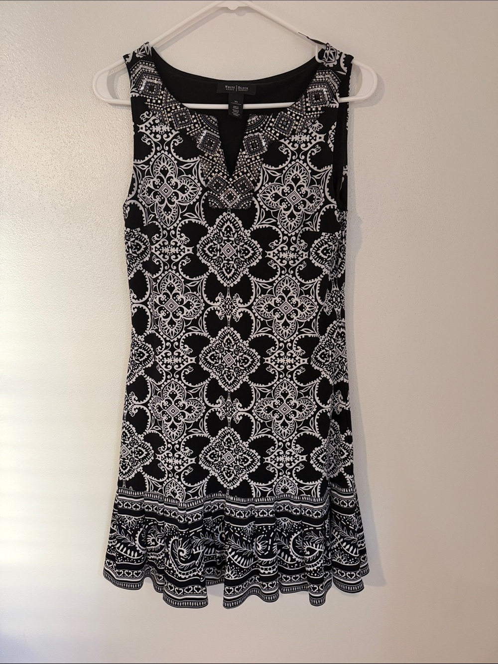 White House Black Market Black and White Printed Sleeveless Mini Dress